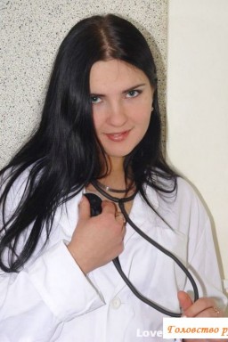 Голая пошлячка врачиха из поликлиники Голая пошлячка врачиха из поликлиники