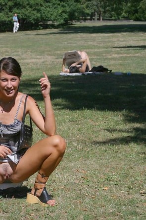 Отвзяные шлюшки и их голые пилотки