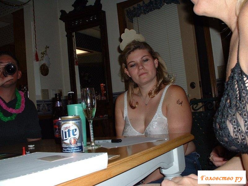 Бухие пати с обнаженными подругами