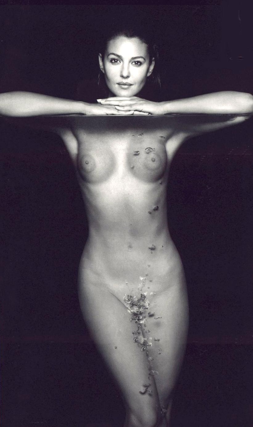 Моника Беллучи голая 1980