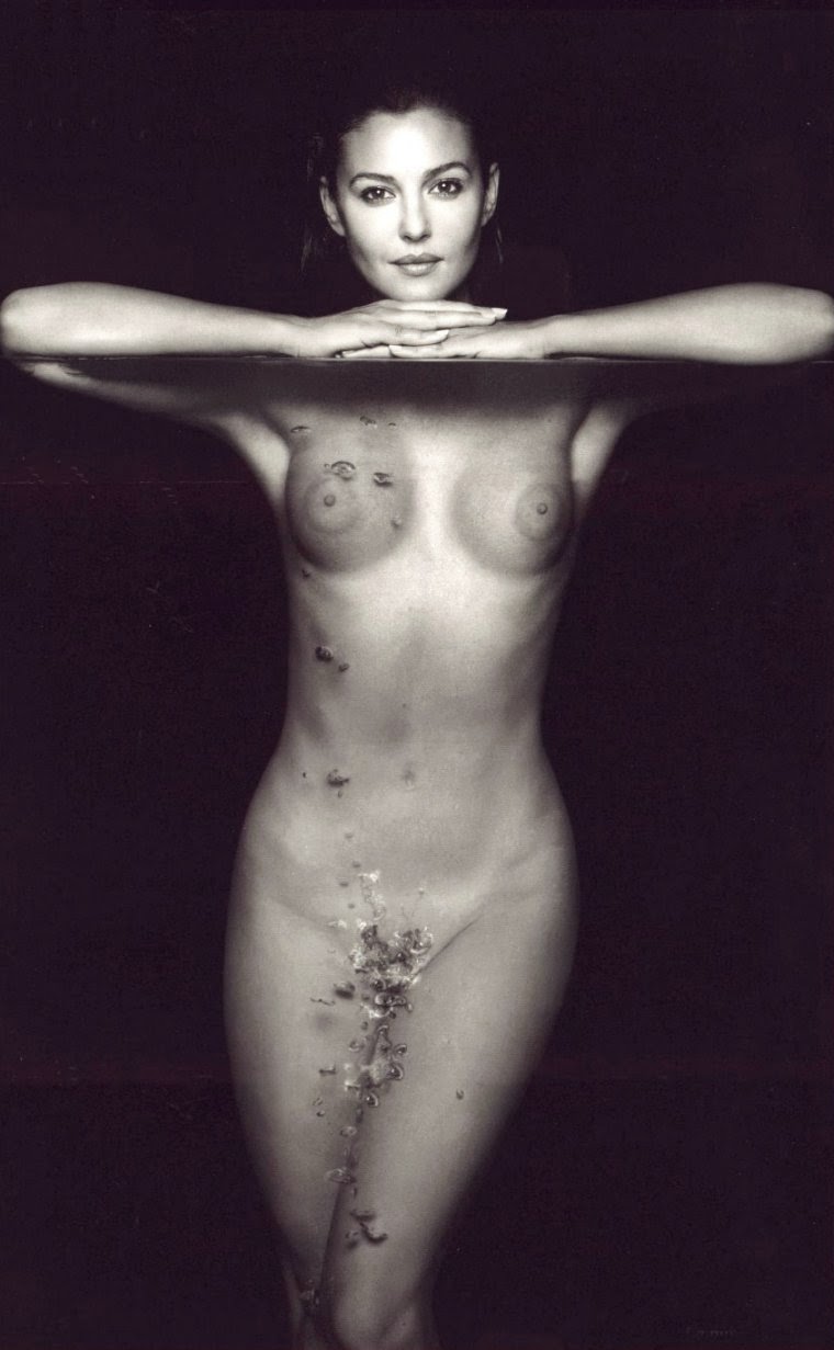 Моника Белуччи в молодости ню