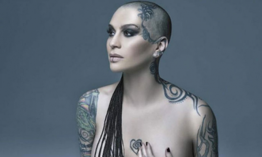 Наргиз Закирова golaya