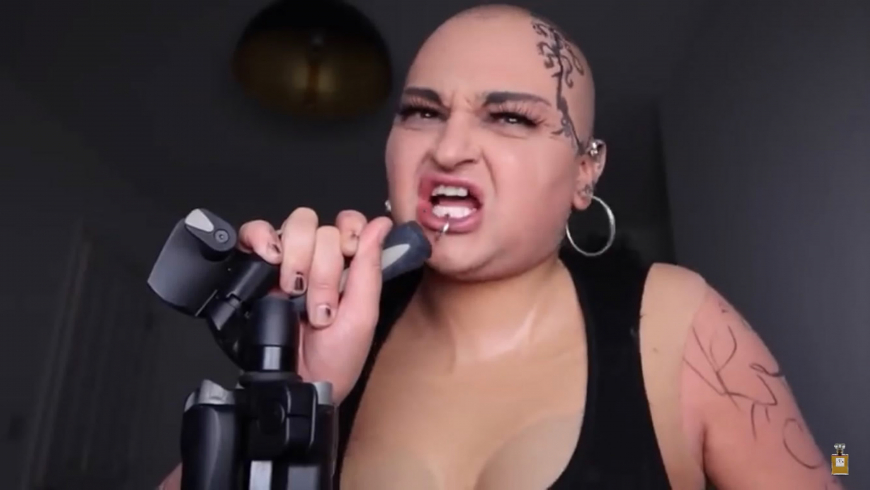 Наргиз ноги