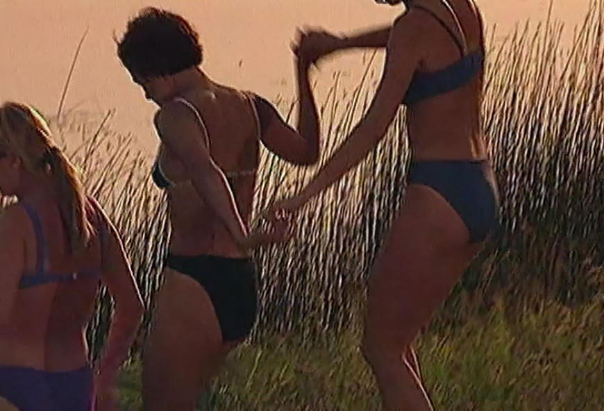 Сериал жуки Екатерина Стулова постельная сцена