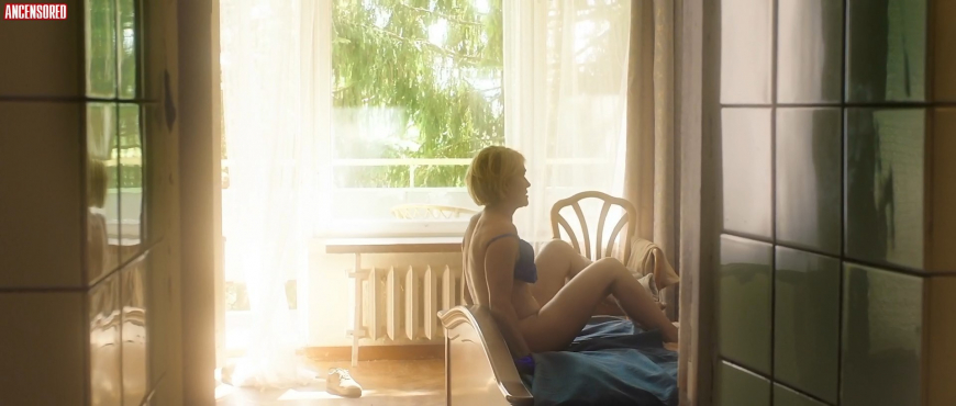 Виктория Толстоганова голая