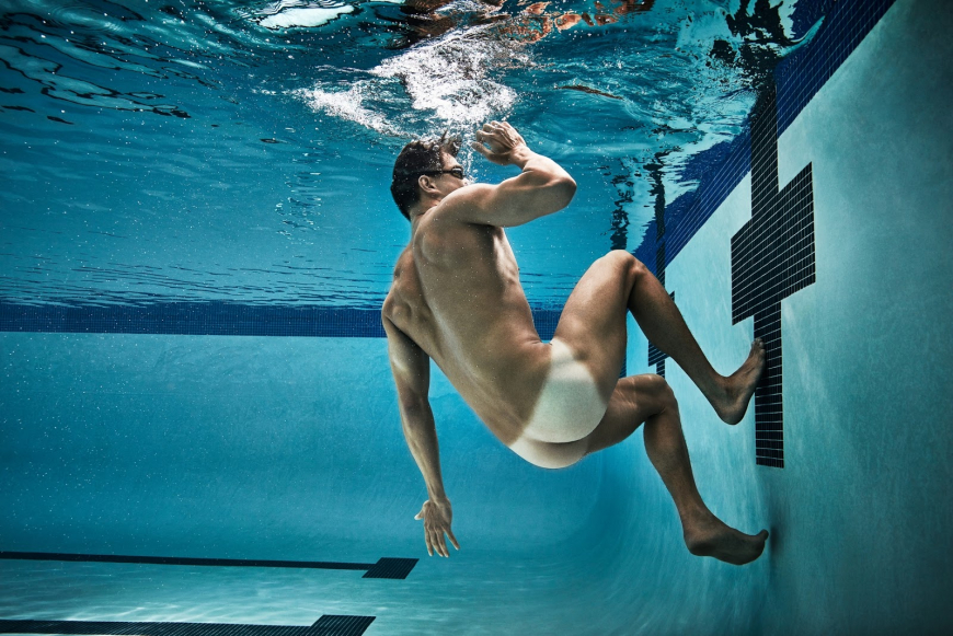Мужское плавание нагишом