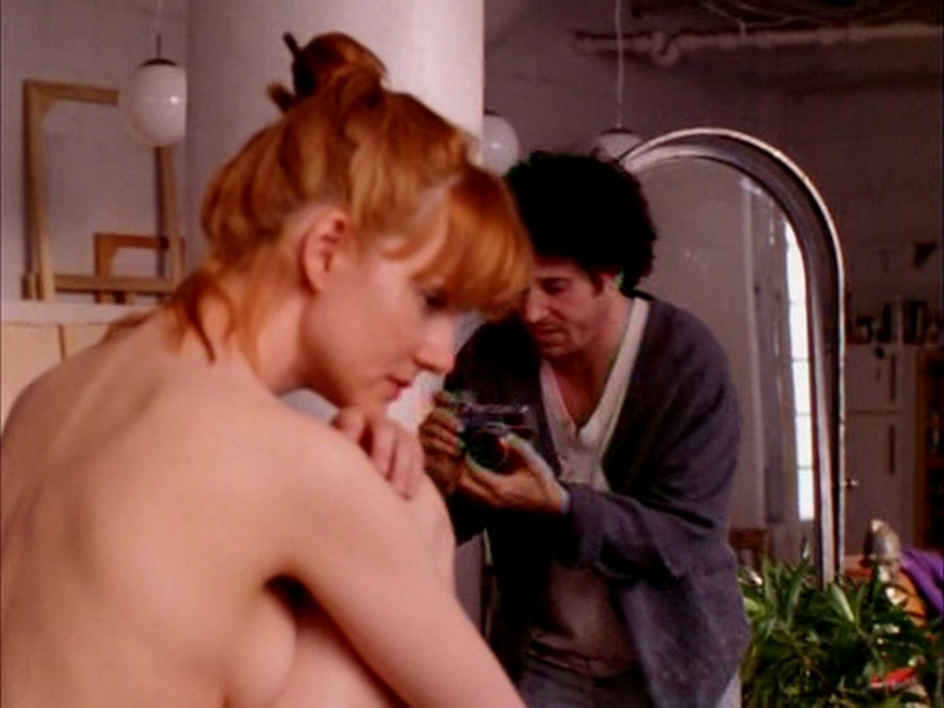 Лора Линни сцена минета гиф