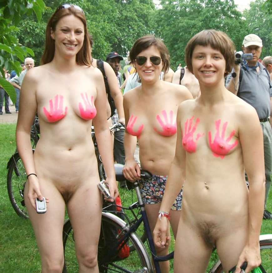 Голый велопробег голышом