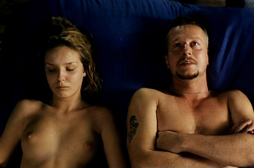 Агнешка Влодарчик в фильме охранник для дочери