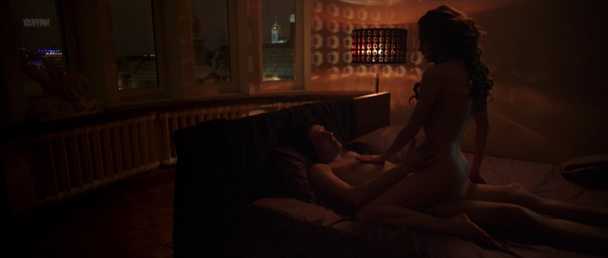 Юлия Хлынина постельные