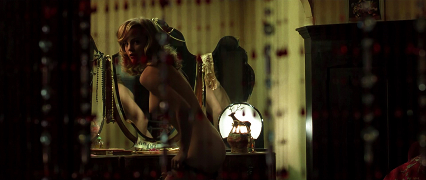 Эротические сцены в ванной