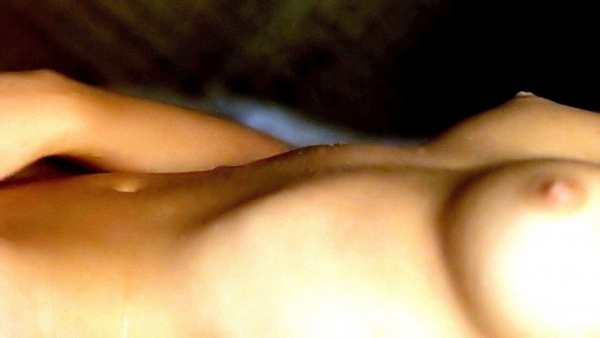 Джессика Альба топлесс ню