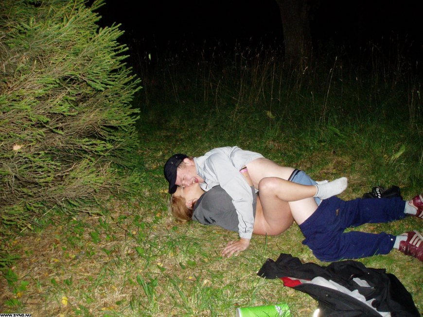 Груди студентки на природе частное