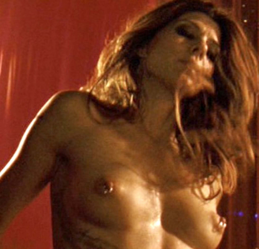 Мариса Томей топлесс