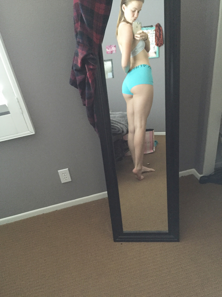 Маккензи Линтц попа