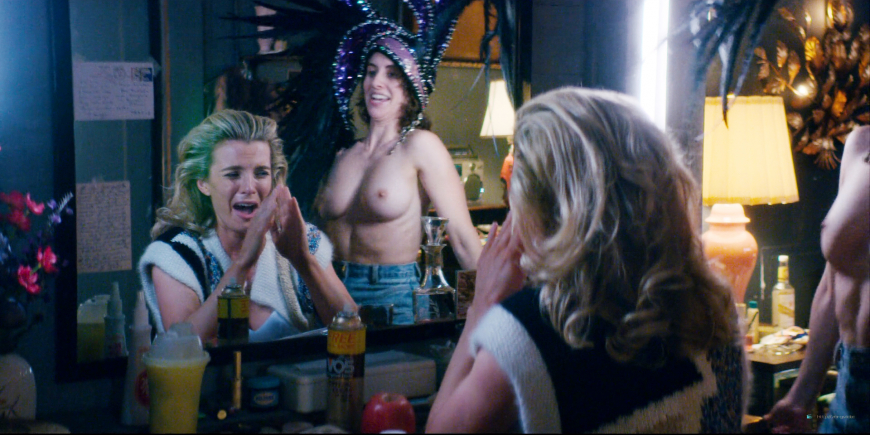 Таннер Холл Бри Ларсон