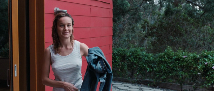 Голая Бри Ларсон Капитан Марвел