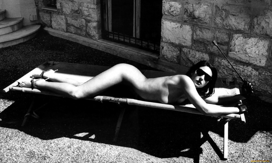 Helmut Newton Monica Bellucci