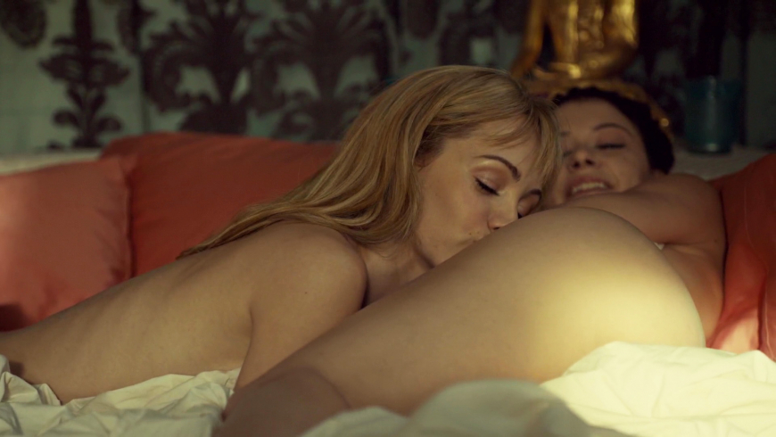 Зрелые с шикарной фигурой хохлушки с бритыми лобками