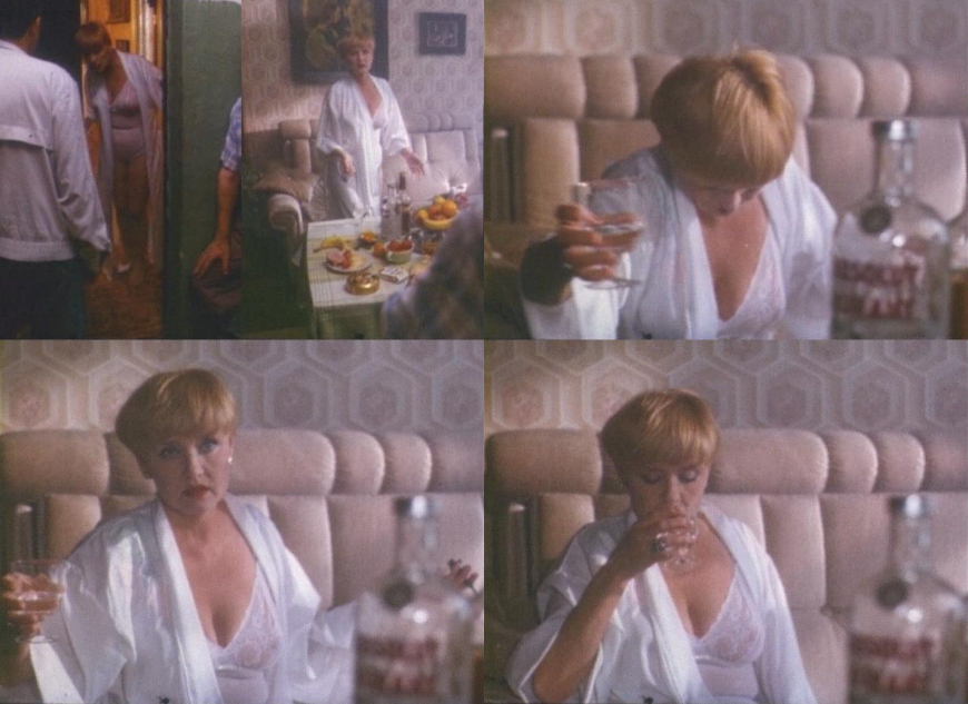 Вера Алентова в молодости в купальнике