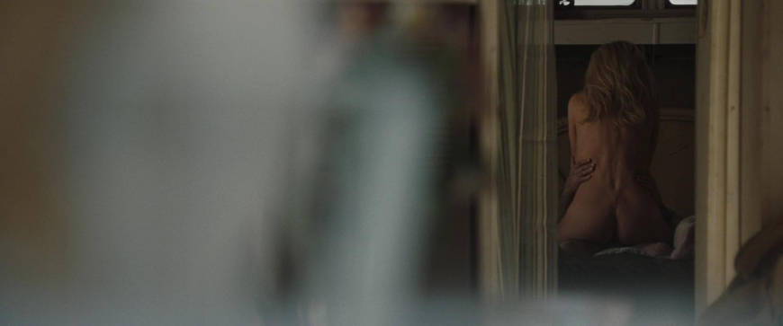 Шарлиз Терон Пылающая равнина голая