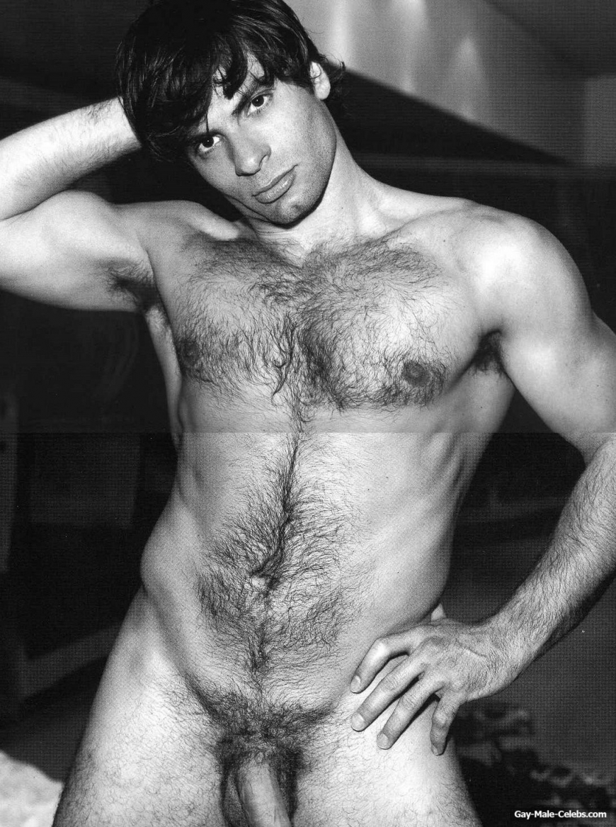 Майкл Шоффлинг голый