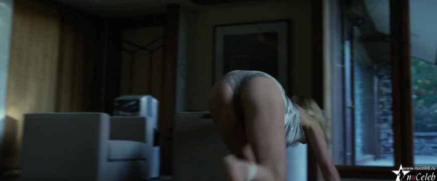 Розамунд Пайк в Нижнем белье Исчезнувшая