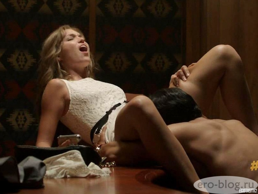 Lili Simmons эротические сцены