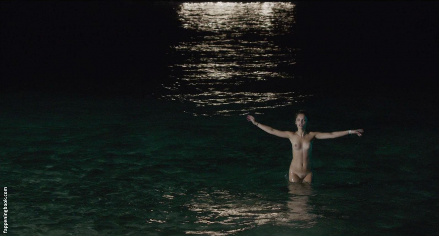 Алис Исааз Лола Ле Ланн