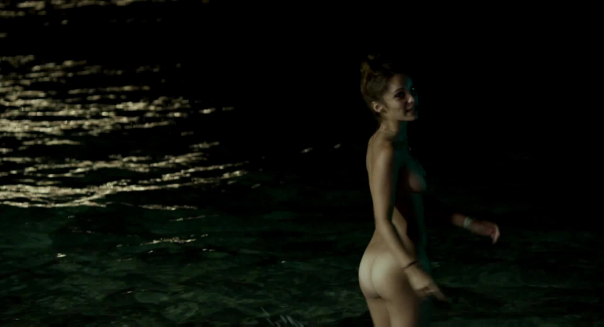 Лола Ле Ланн неловкий момент