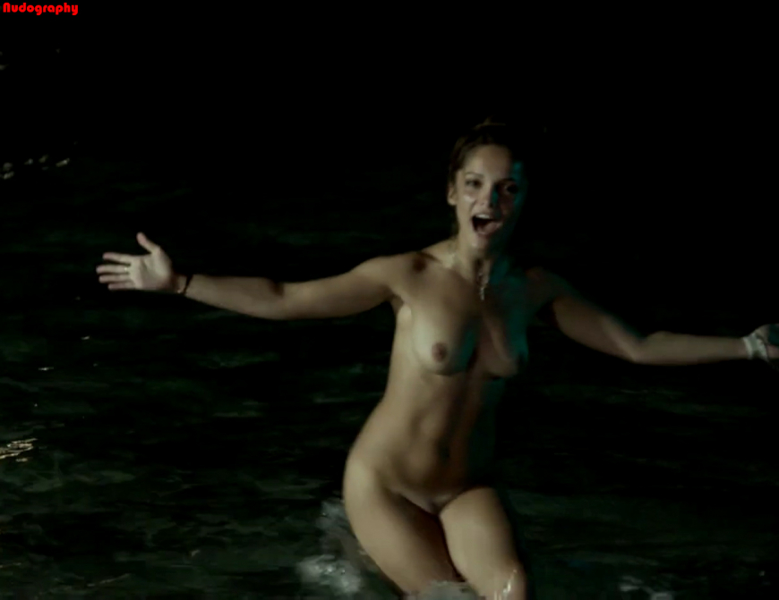 Алис Исааз Лола Ле Ланн nude