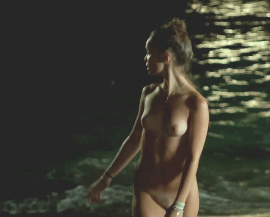 Алис Исааз Лола Ле Ланн