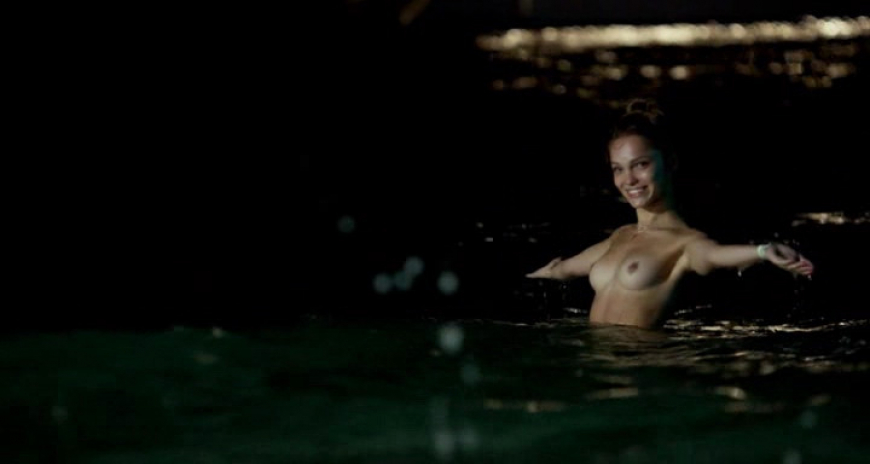 Алис Исааз Лола Ле Ланн