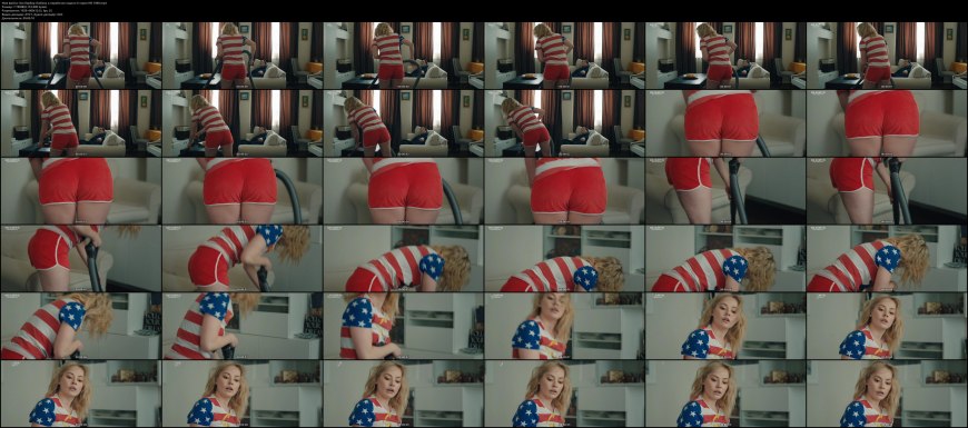 Зоя Бербер в купальнике