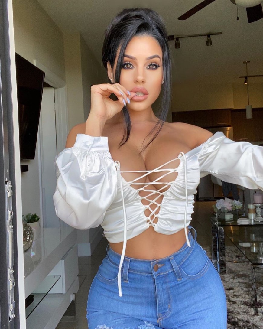 Stephanie Acevedo te Equivocaste feat