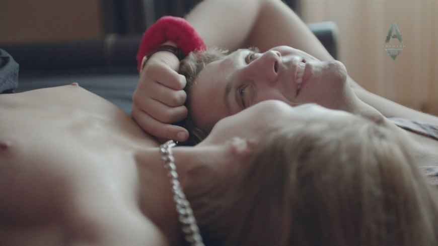 Сладкая жизнь Лукерья Ильяшенко голенькая