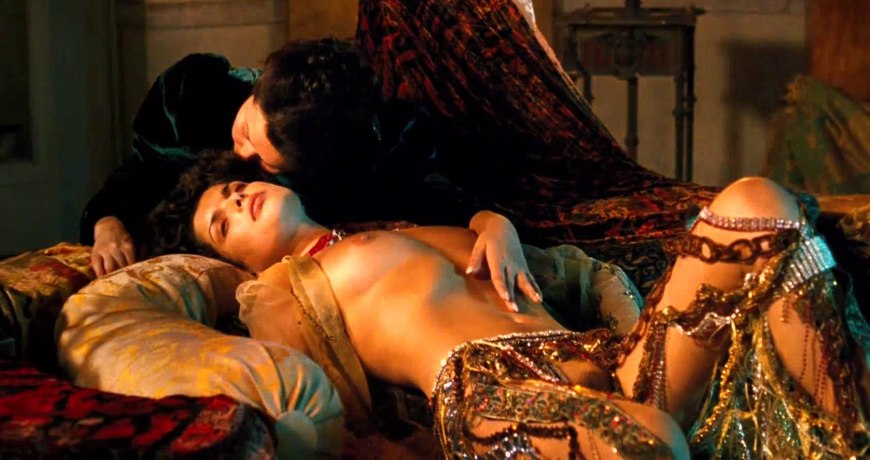 Анна Азарова эротические