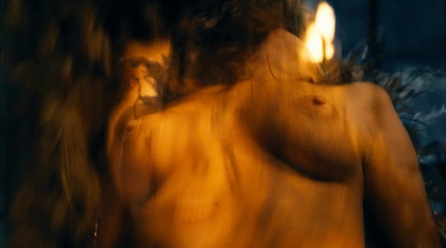 Холли Берри молодая голая