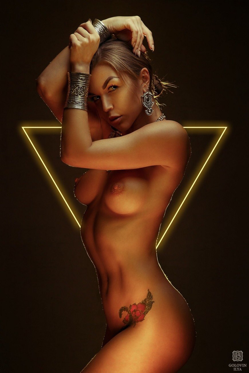 Анна Грейс модель голая