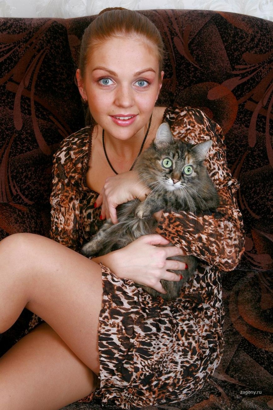 Марина Девятова без трусов