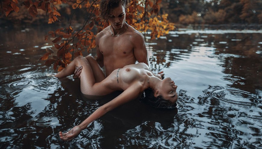 Эротическая фотосессия на море