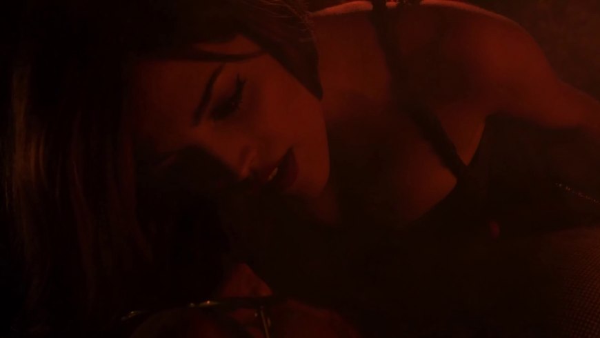 Эйса Гонсалес постельные сцены от заката до рассвета