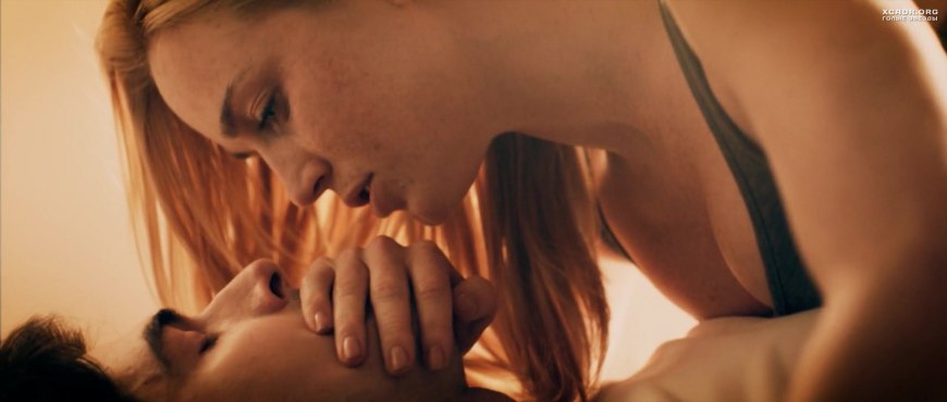 Кейти Лотц постельная сцена