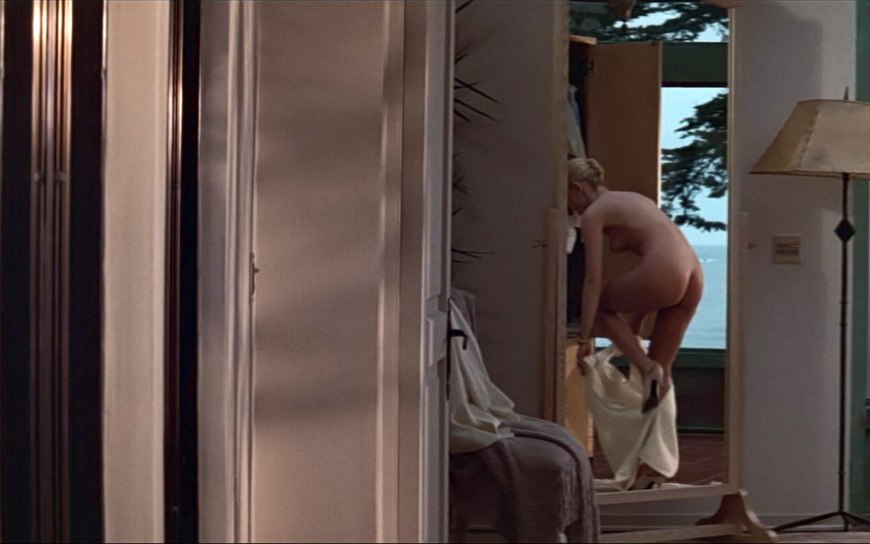 Основной инстинкт голая