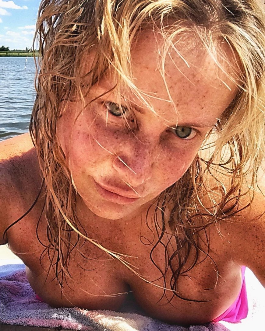 Голая Милена Радунович