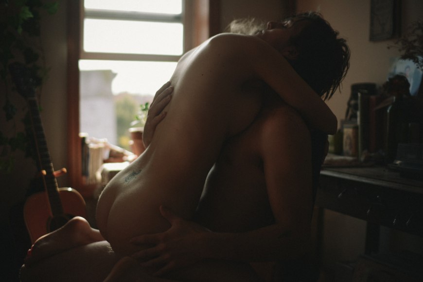 Открытые окна Эротический момент