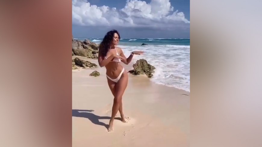 Голая Настя Каменских 2020