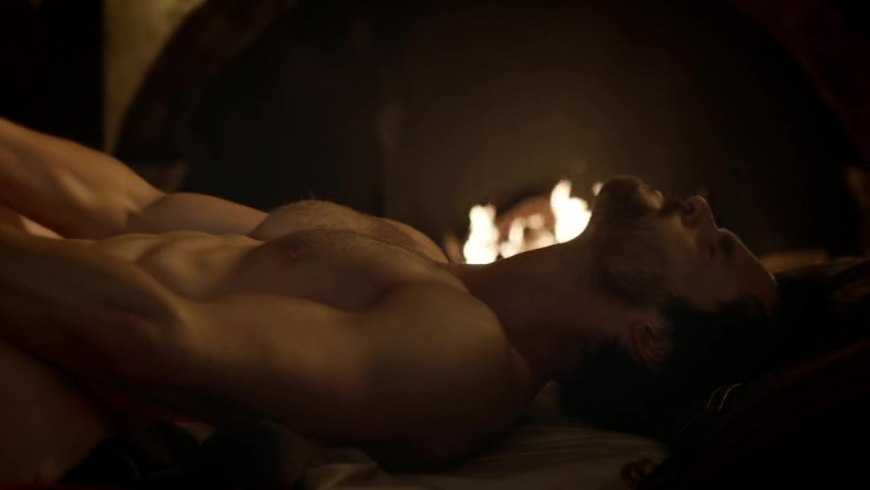 Лора Хэддок постельные сцены