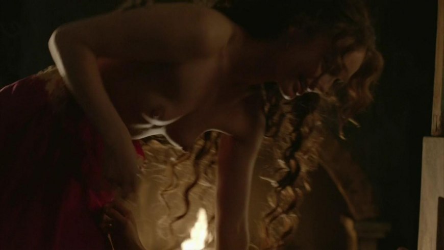 Лора Хэддок горячие сцены