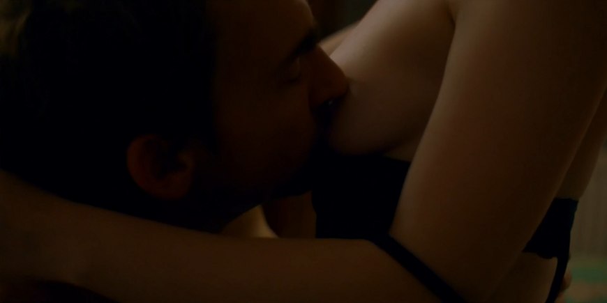 Хелен МАККРОРИ обнаженка